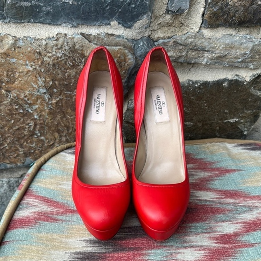 Valentino Garavani Red Leather Albright Platform Heels 38.5